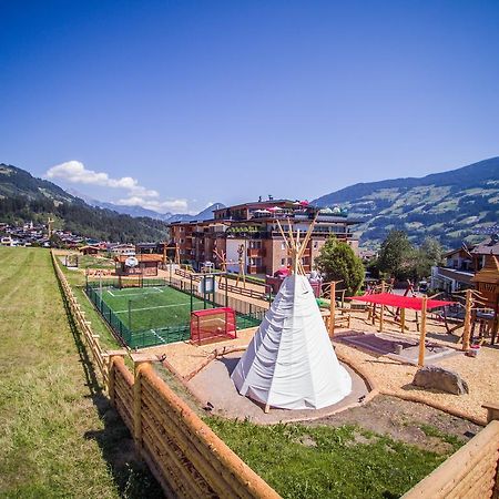 Alpina Zillertal . Family Lifestyle Kinderhotel Fuegen Ngoại thất bức ảnh