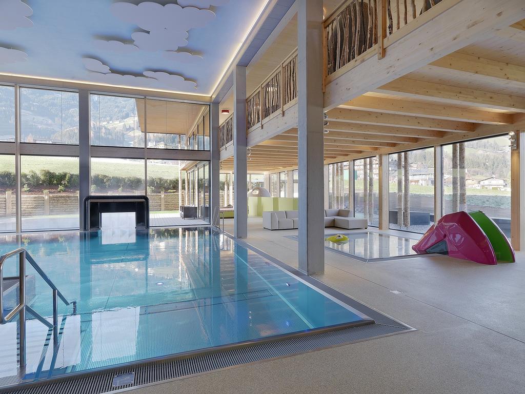 Alpina Zillertal . Family Lifestyle Kinderhotel Fuegen Ngoại thất bức ảnh