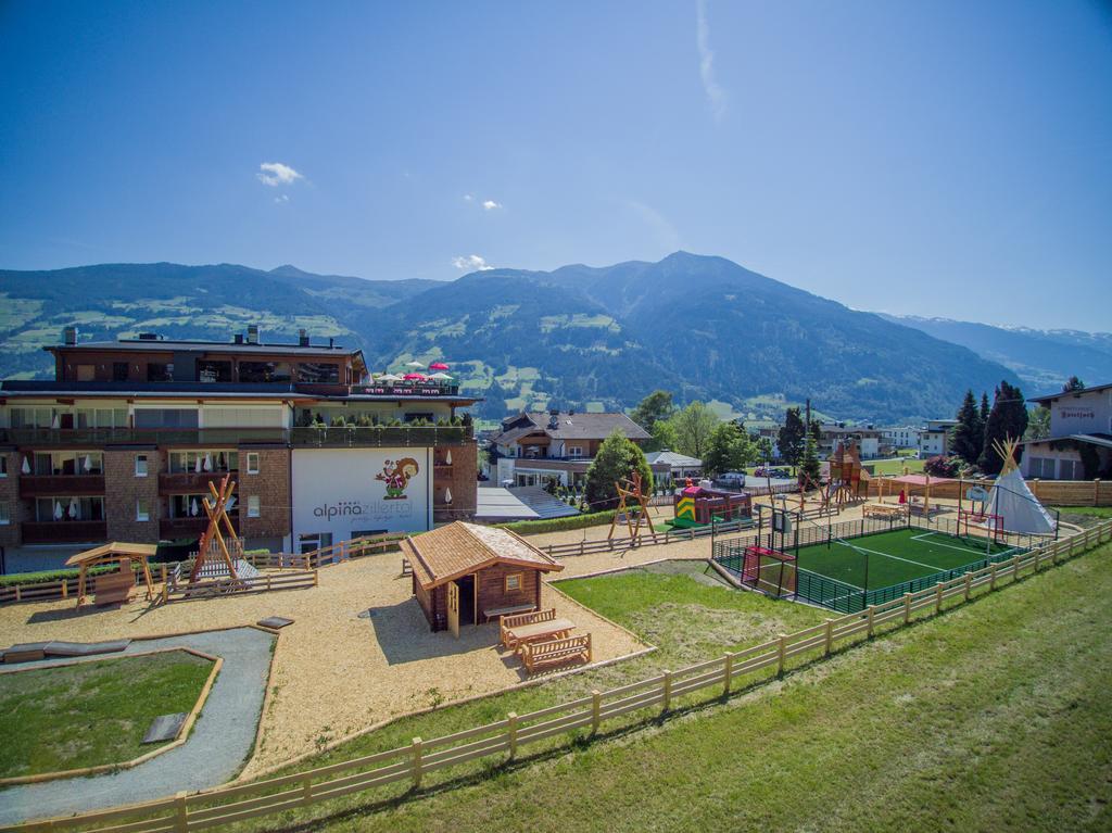 Alpina Zillertal . Family Lifestyle Kinderhotel Fuegen Ngoại thất bức ảnh