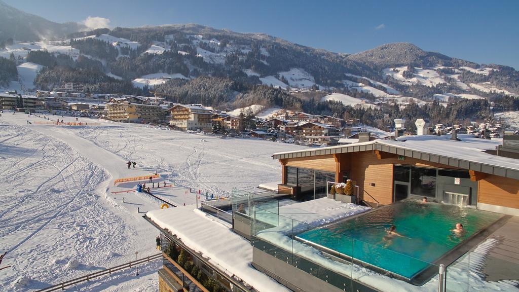 Alpina Zillertal . Family Lifestyle Kinderhotel Fuegen Ngoại thất bức ảnh