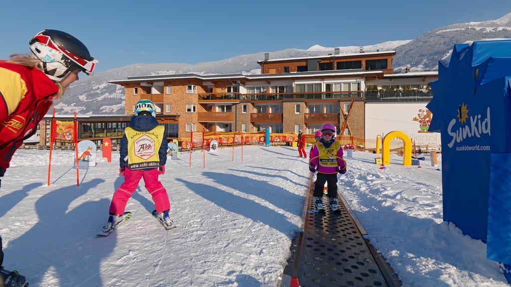 Alpina Zillertal . Family Lifestyle Kinderhotel Fuegen Ngoại thất bức ảnh