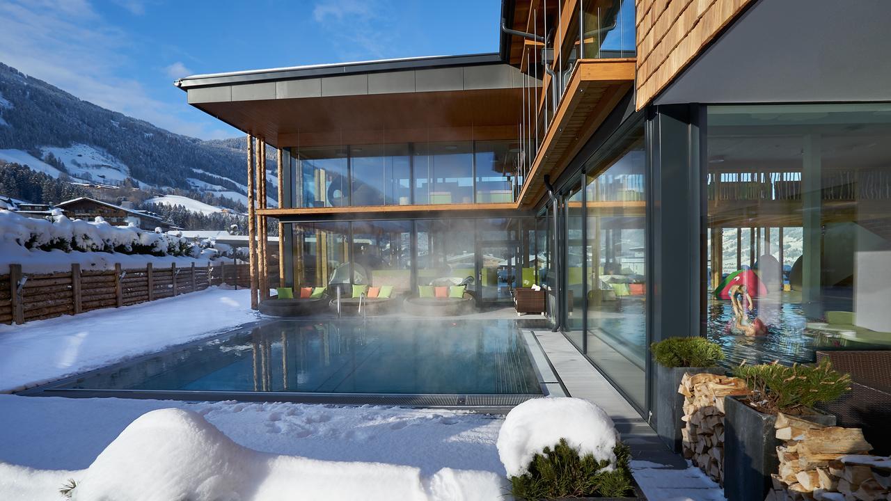 Alpina Zillertal . Family Lifestyle Kinderhotel Fuegen Ngoại thất bức ảnh
